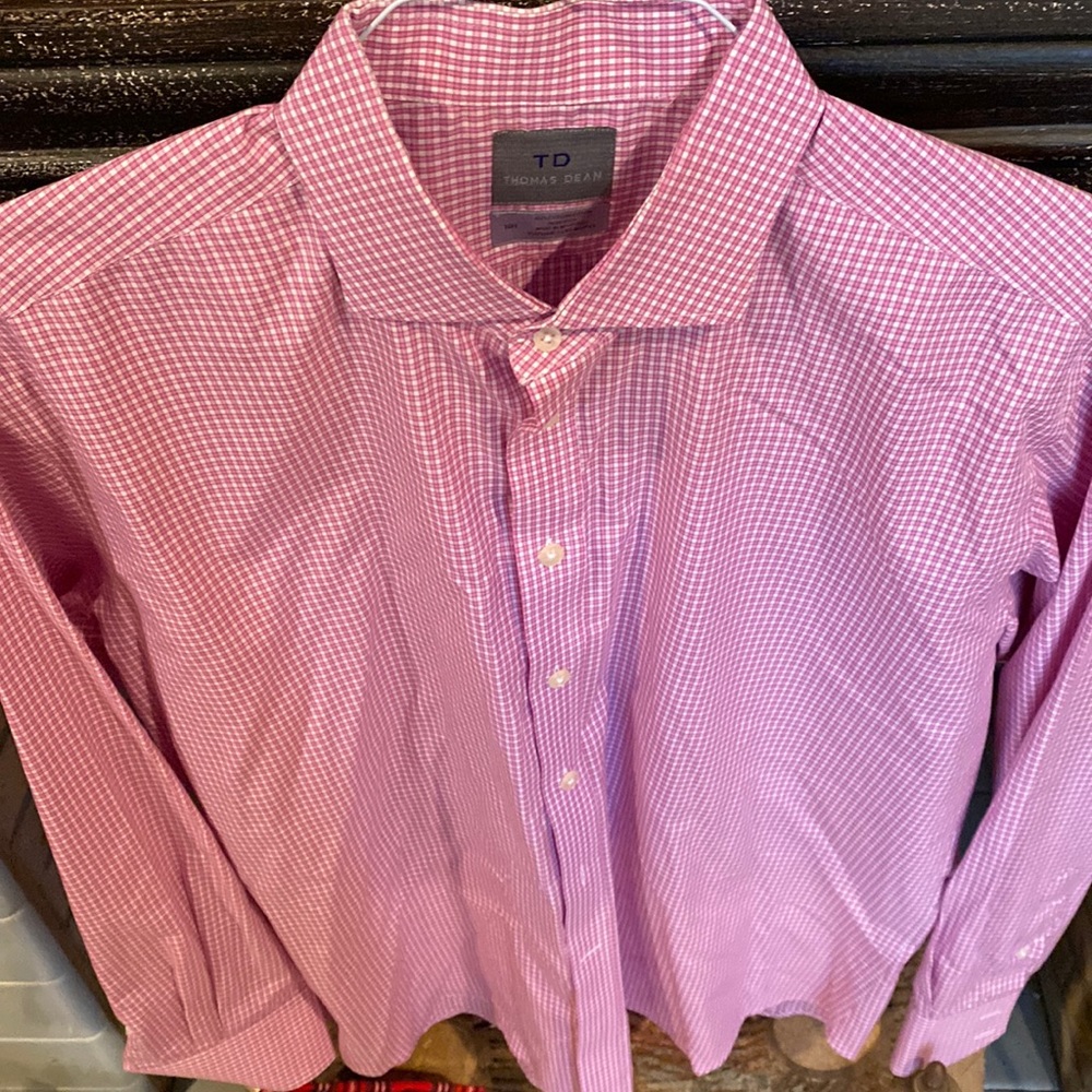 Thomas Dean light red dress shirt in size 16 R